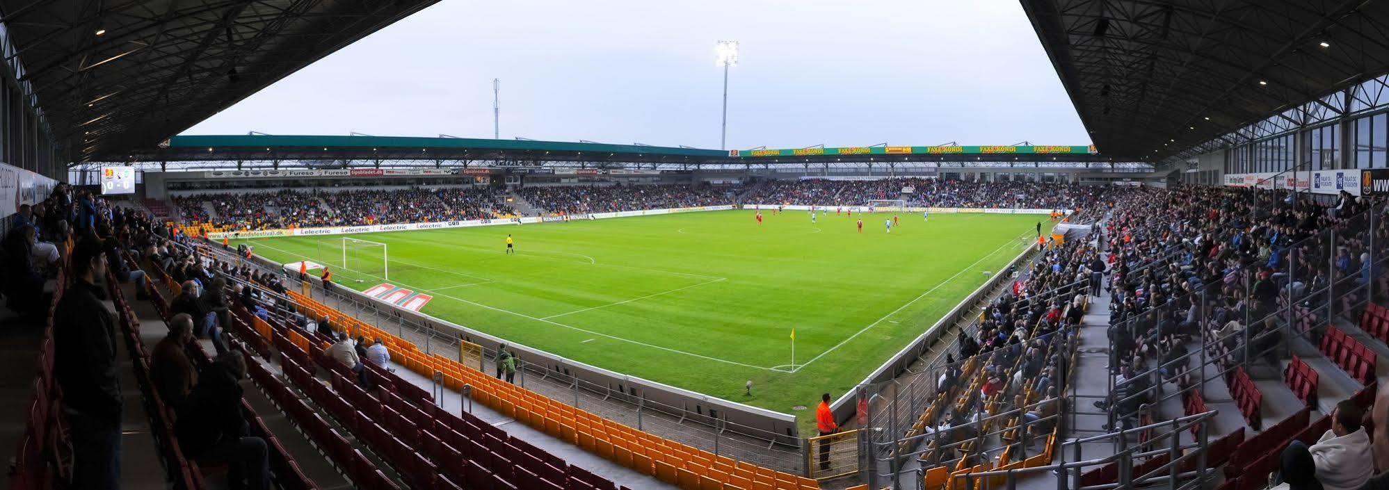 Hotel Fc Nordsjaelland Farum Exterior photo